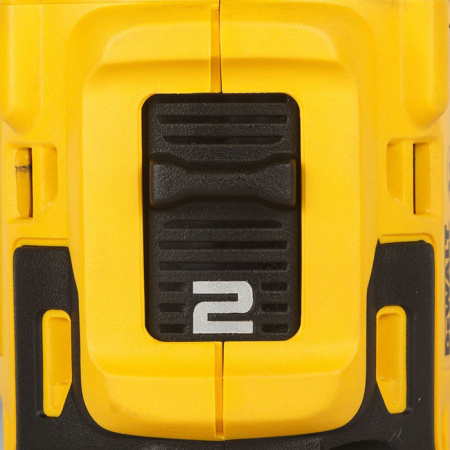 Дрель-шуруповерт аккумуляторная DeWalt DCD708P2T-QW
