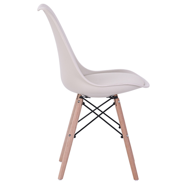 Комплект из 4 стульев Eames Noro HC10172