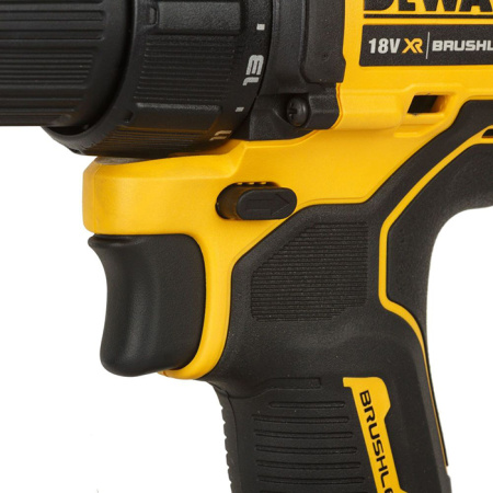Дрель-шуруповерт аккумуляторная DeWalt DCD708P2T-QW