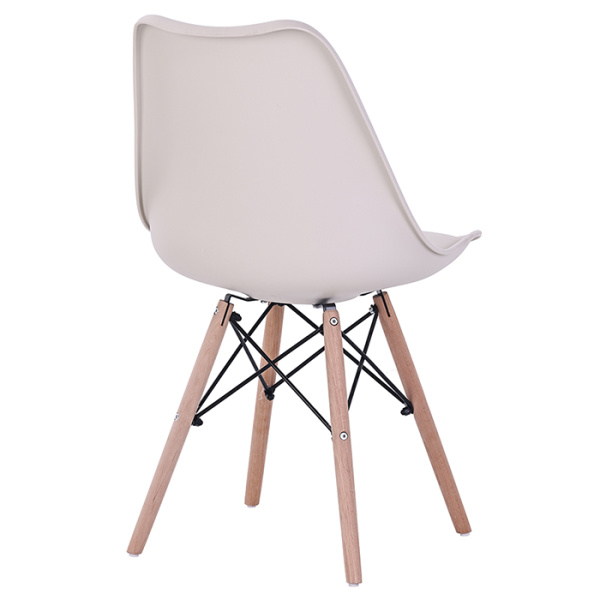 Комплект из 4 стульев Eames Noro HC10172