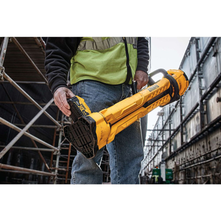 Мачта освещения аккумуляторная DeWalt DCL079-XJ (без АКБ и ЗУ)