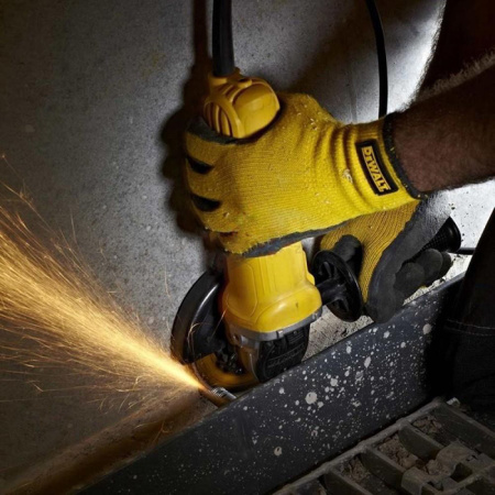 Угловая шлифмашина сетевая DeWalt DWE4157-QS