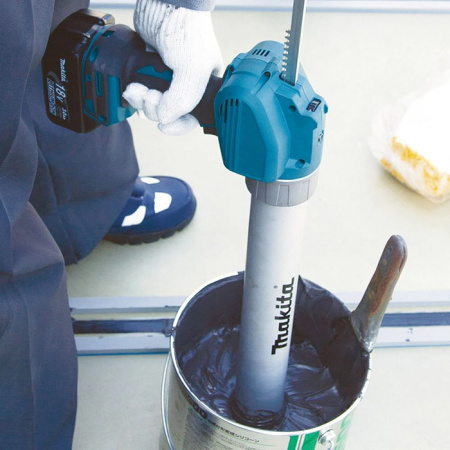 Пистолет для герметика аккумуляторный Makita DCG180RYE