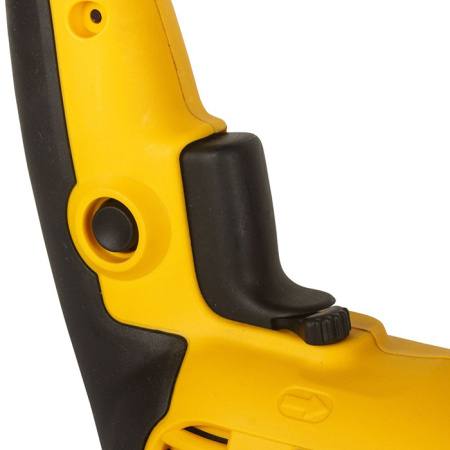 Дрель ударная сетевая DeWalt DWD024-QS