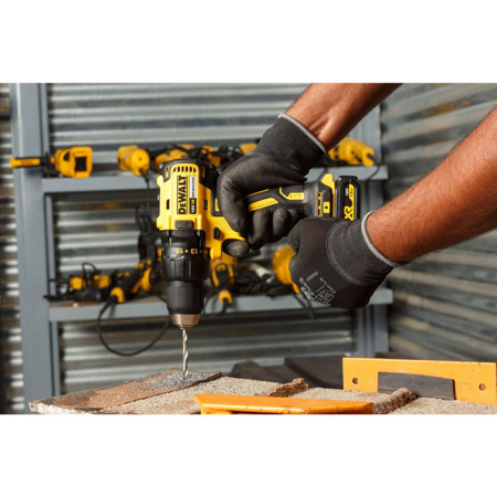 Дрель-шуруповерт аккумуляторная DeWalt DCD777D2T-QW
