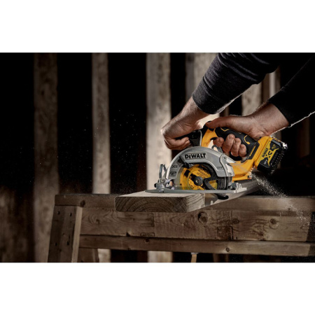 Пила дисковая аккумуляторная DeWalt DCS512N-XJ (без АКБ и ЗУ)