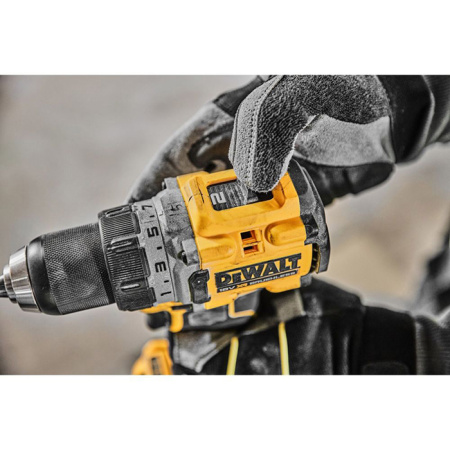 Дрель-шуруповерт аккумуляторная DeWalt DCD800P2T-QW