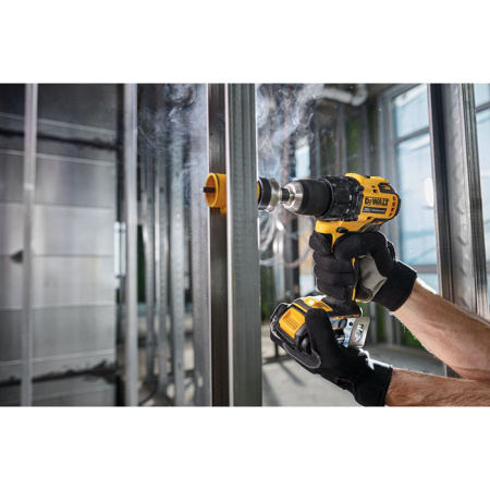 Дрель-шуруповерт аккумуляторная DeWalt DCD708P2T-QW