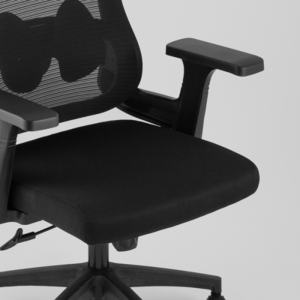 Кресло офисное TopChairs Petal чёрный Stool Group WH-A55 black