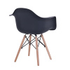 Комплект из 4 стульев Eames Noro HC10177