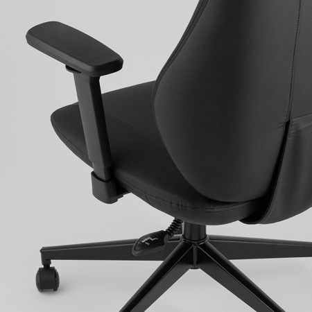 Кресло офисное TopChairs Trophey чёрный Stool Group DD-001 black